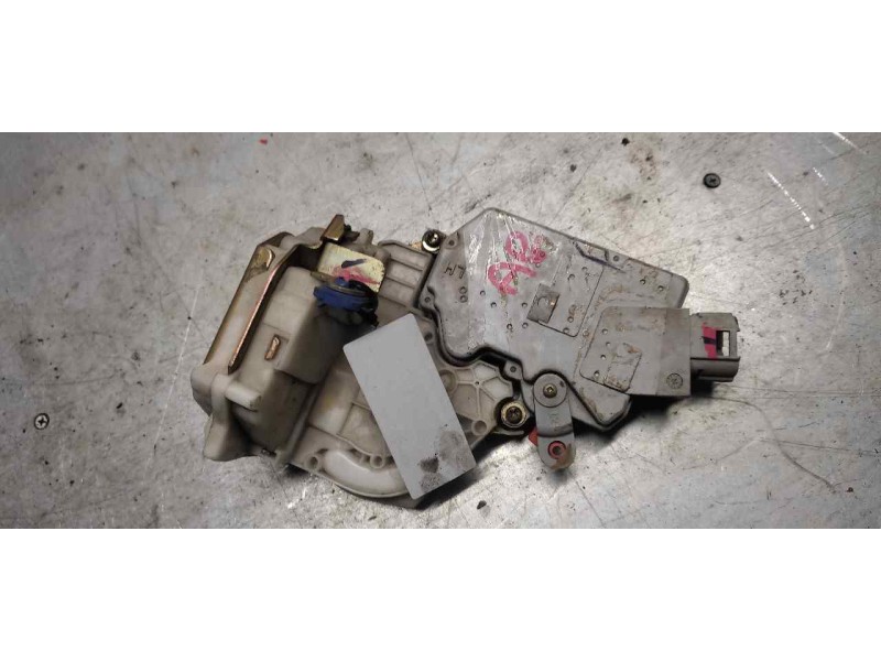 Recambio de cerradura puerta trasera izquierda para nissan primera berlina (p11) gx referencia OEM IAM  6PINS 