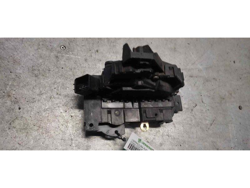 Recambio de cerradura puerta trasera izquierda para ford focus berlina (cak) ghia referencia OEM IAM  3PINS 