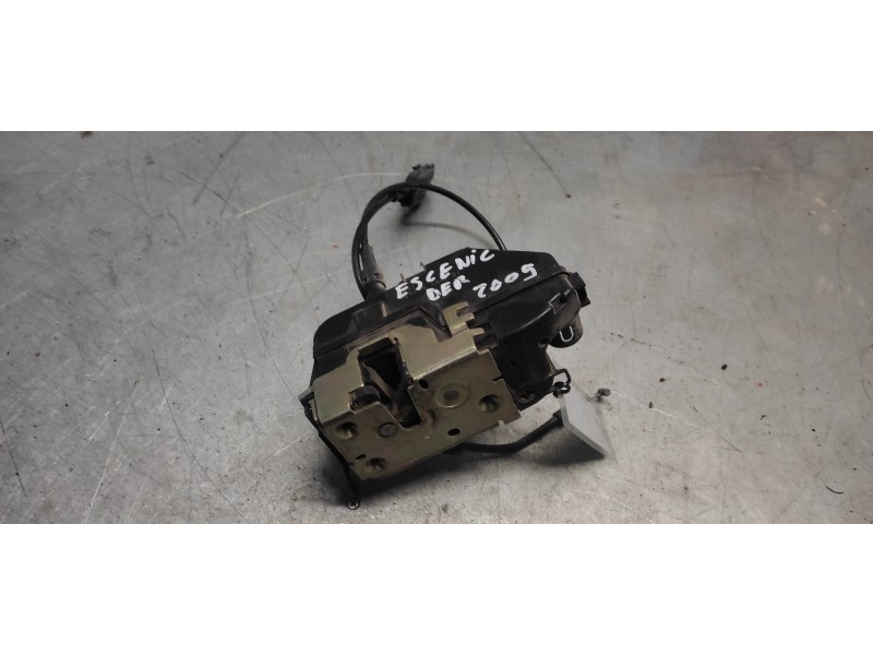 Recambio de cerradura puerta delantera derecha para renault scenic ii confort dynamique referencia OEM IAM   