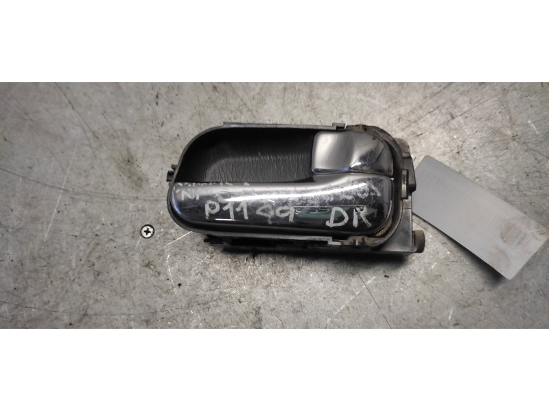 Recambio de maneta interior delantera derecha para nissan primera berlina (p11) gx referencia OEM IAM  CROMADO 