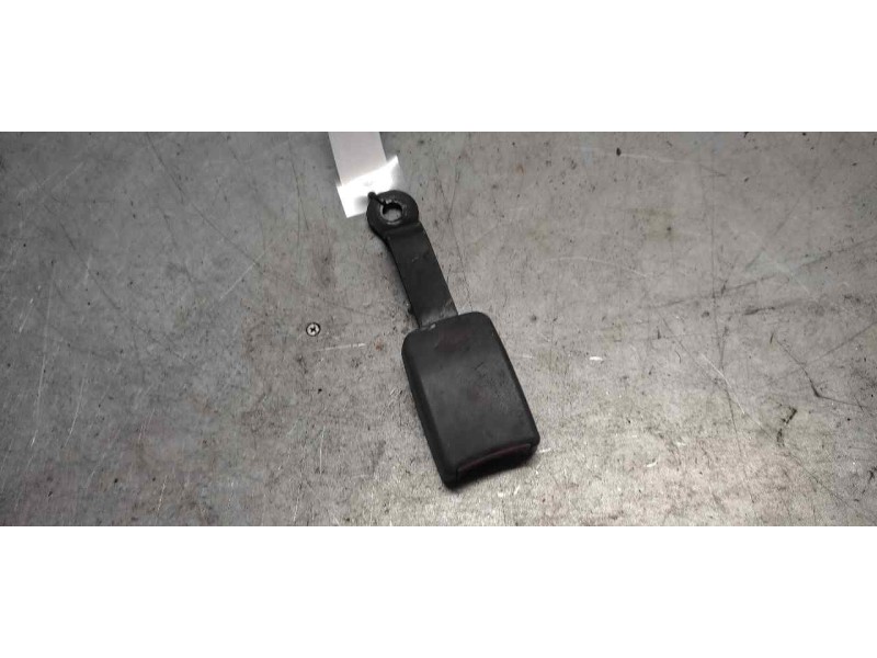 Recambio de enganche de cinturon derecho para tata indica 1.4 referencia OEM IAM   