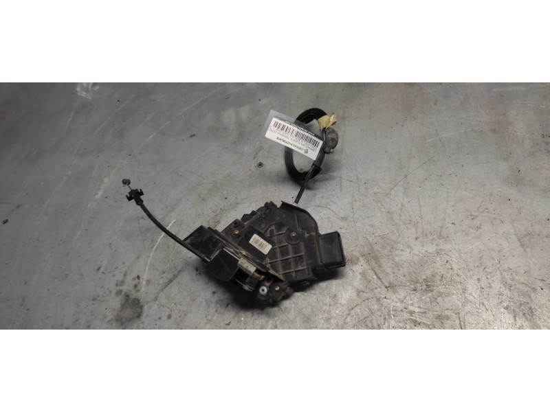 Recambio de cerradura puerta trasera derecha para ford focus berlina (cap) ghia referencia OEM IAM   6 PINS