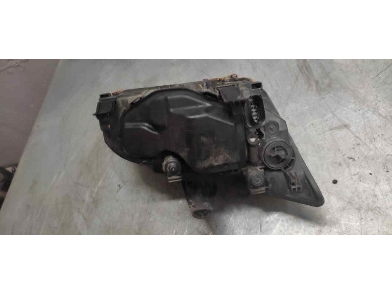 Recambio de faro izquierdo para ford focus berlina (cap) ghia referencia OEM IAM   7 PINS