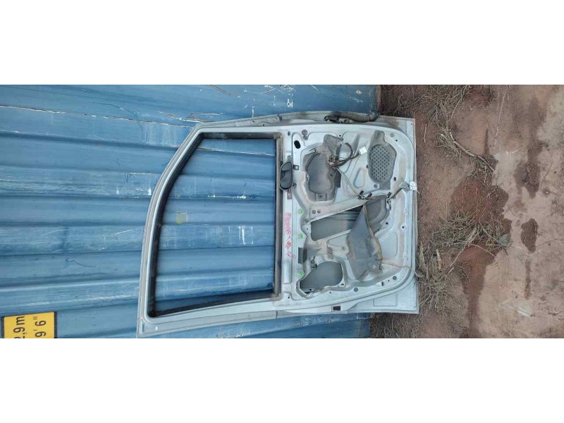 Recambio de puerta delantera izquierda para peugeot expert kombi 1.9 turbodiesel referencia OEM IAM   