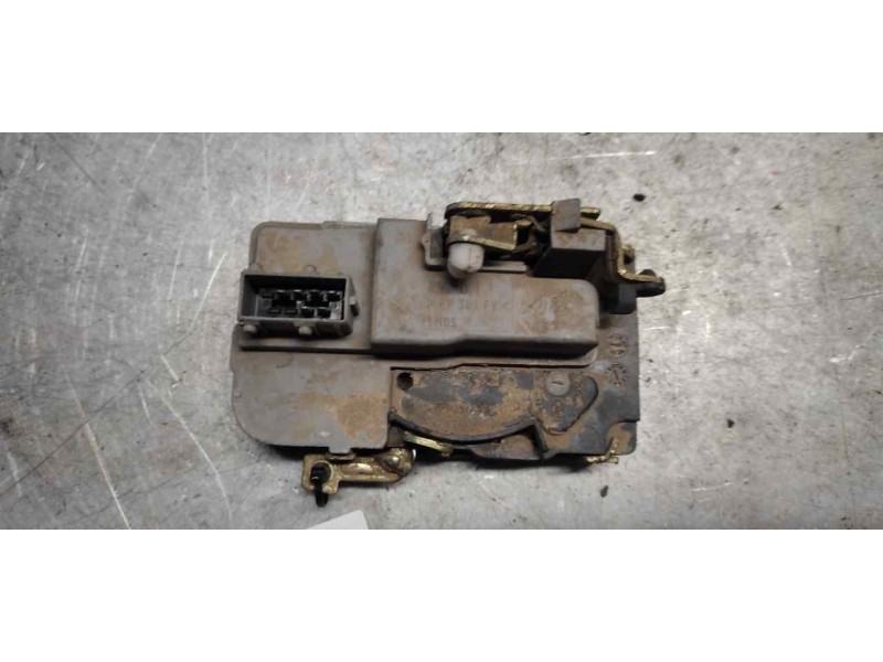 Recambio de cerradura puerta delantera derecha para peugeot 306 berlina 3/4/5 puertas (s2) boulebard referencia OEM IAM   