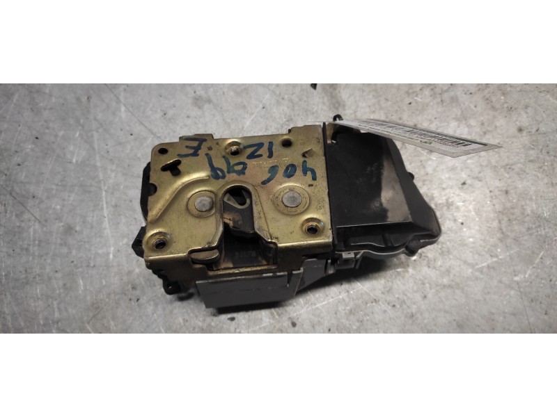 Recambio de cerradura puerta delantera izquierda para peugeot 406 berlina (s1/s2) sldt referencia OEM IAM  6 PINS 