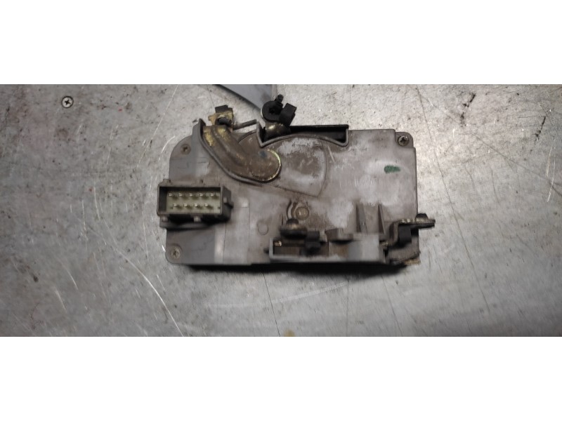 Recambio de cerradura puerta delantera izquierda para peugeot 406 berlina (s1/s2) sldt referencia OEM IAM  9 PINS 