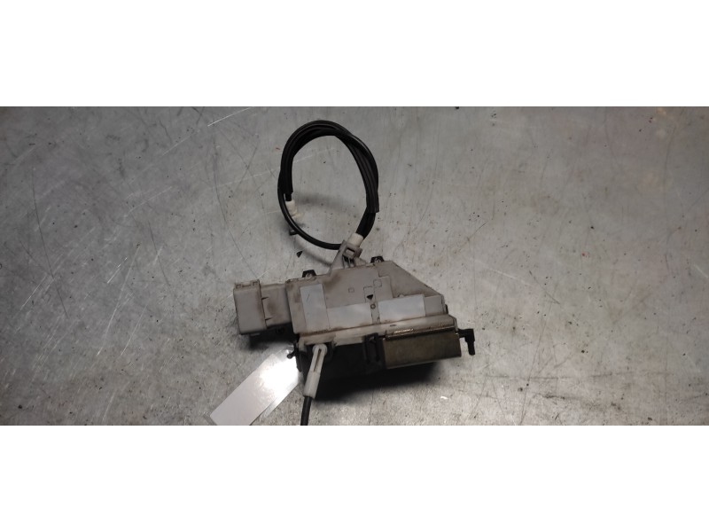 Recambio de cerradura puerta trasera izquierda para peugeot 407 st confort referencia OEM IAM  6 PINS 