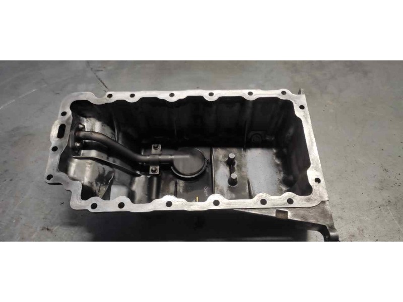 Recambio de carter para opel astra g berlina club referencia OEM IAM R90400247 Q822680 