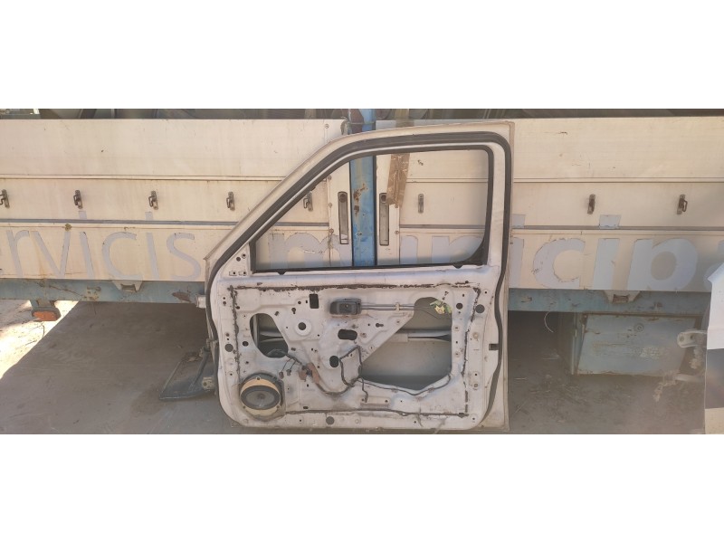 Recambio de puerta delantera derecha para nissan pick-up (d22) 2.4 cat referencia OEM IAM   