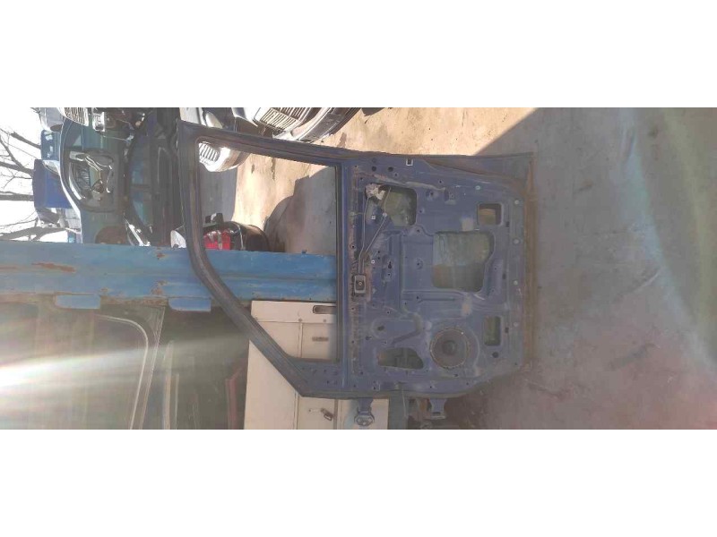 Recambio de puerta delantera derecha para nissan vanette cargo 2.3 diesel referencia OEM IAM   