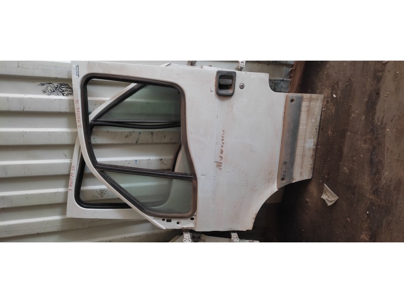 Recambio de puerta delantera izquierda para renault master desde ´98 2.2 diesel referencia OEM IAM   