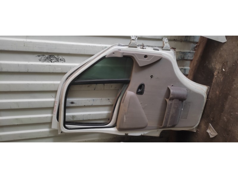 Recambio de puerta delantera izquierda para renault master desde ´98 2.2 diesel referencia OEM IAM   
