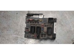 Recambio de caja reles / fusibles para peugeot 307 (s1) xs referencia OEM IAM 9644038580  