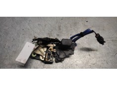 Recambio de cerradura puerta trasera derecha para kia carens 1.8 ls monovolumen referencia OEM IAM  2 PINS  2