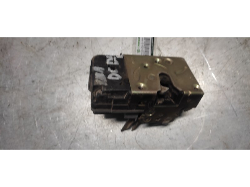 Recambio de cerradura puerta delantera derecha para citroen xsara berlina 1.4 chrono referencia OEM IAM  6 PINS 