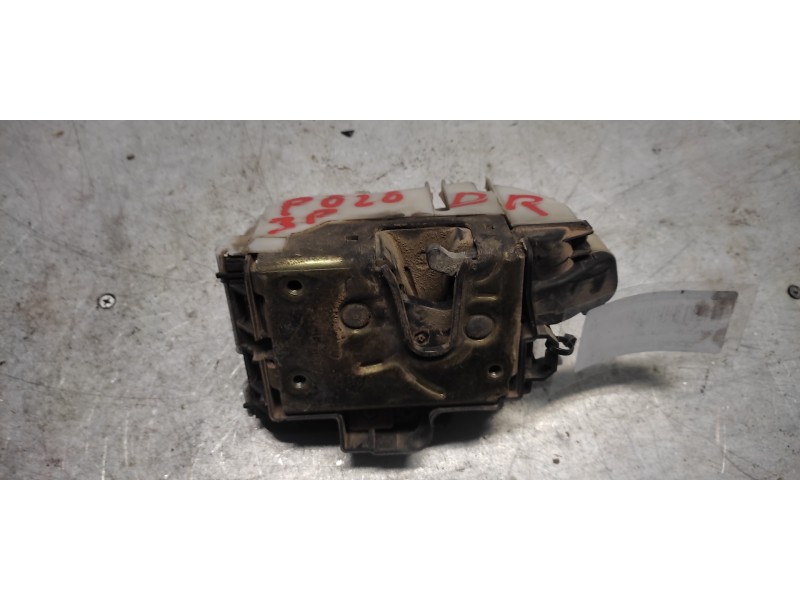 Recambio de cerradura puerta delantera derecha para volkswagen polo berlina (6n1) confort referencia OEM IAM ZSB6N1837016  