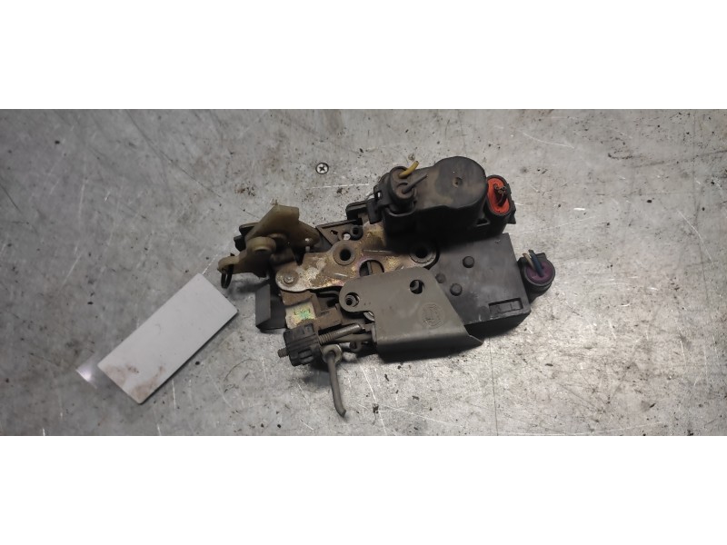 Recambio de cerradura puerta delantera izquierda para fiat brava (182) 16v 80 clima referencia OEM IAM   