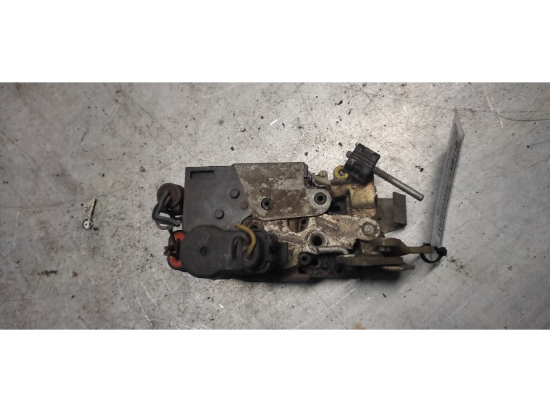 Recambio de cerradura puerta delantera izquierda para fiat brava (182) 16v 80 clima referencia OEM IAM   