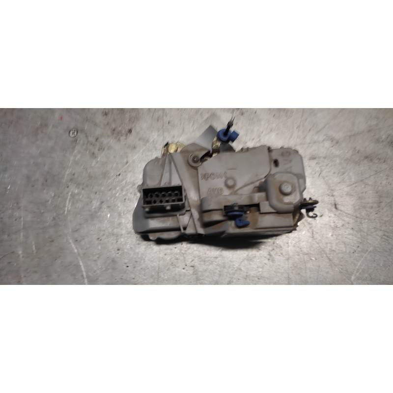 Recambio de cerradura puerta delantera izquierda para citroen xantia berlina 2.0 hdi activa referencia OEM IAM  6PINS 