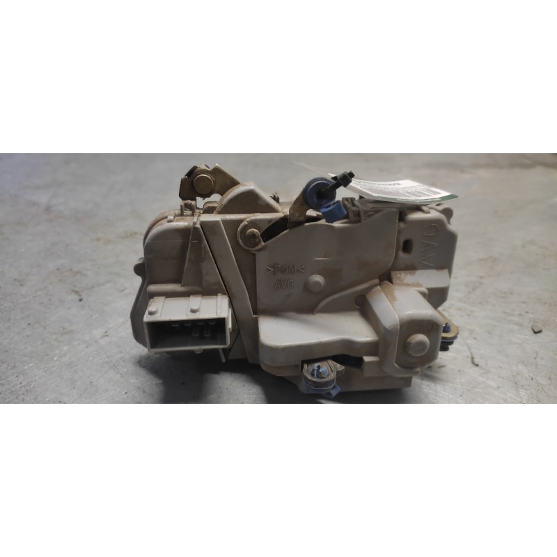 Recambio de cerradura puerta delantera izquierda para citroen xantia berlina 2.0 hdi activa referencia OEM IAM  6PINS 
