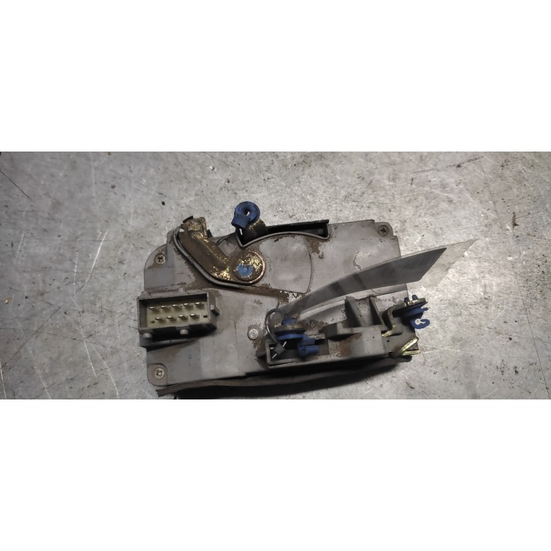 Recambio de cerradura puerta delantera izquierda para citroen xantia berlina 2.0 hdi activa referencia OEM IAM  9PINS 