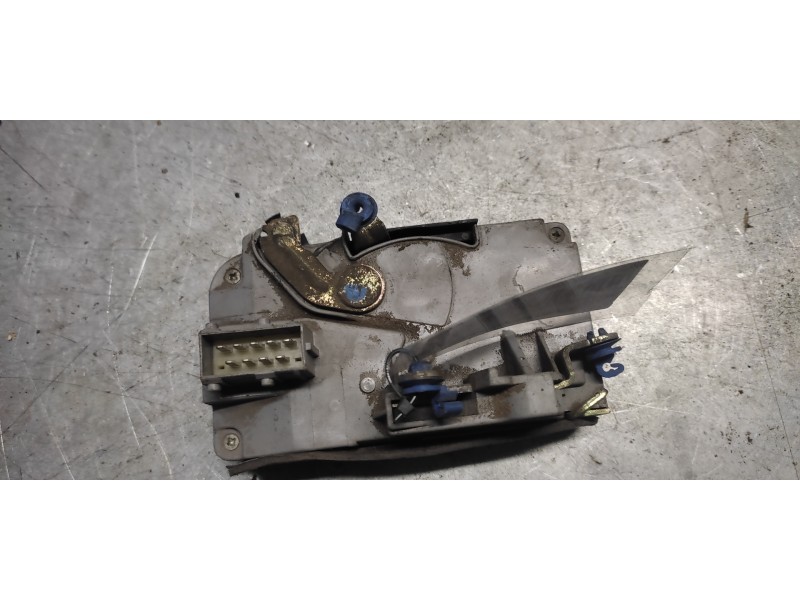 Recambio de cerradura puerta delantera izquierda para citroen xantia berlina 2.0 hdi activa referencia OEM IAM  9PINS 