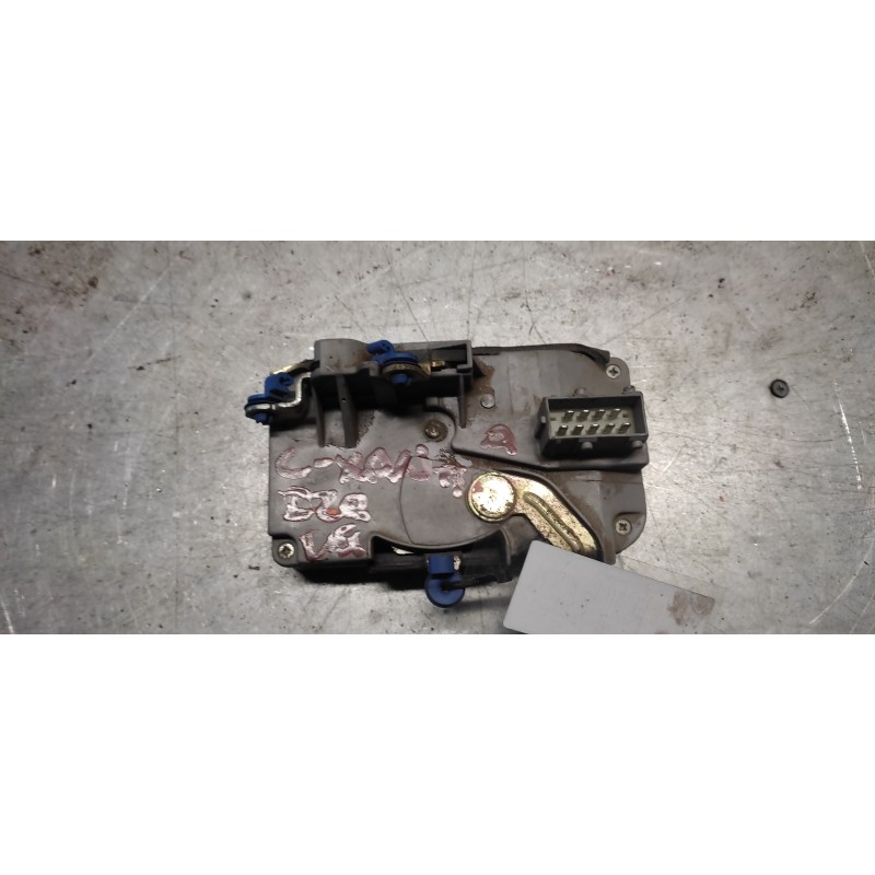 Recambio de cerradura puerta delantera izquierda para citroen xantia berlina 2.0 hdi activa referencia OEM IAM  9PINS 