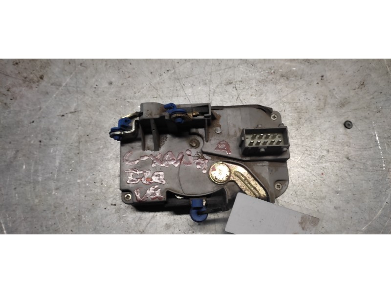 Recambio de cerradura puerta delantera izquierda para citroen xantia berlina 2.0 hdi activa referencia OEM IAM  9PINS 