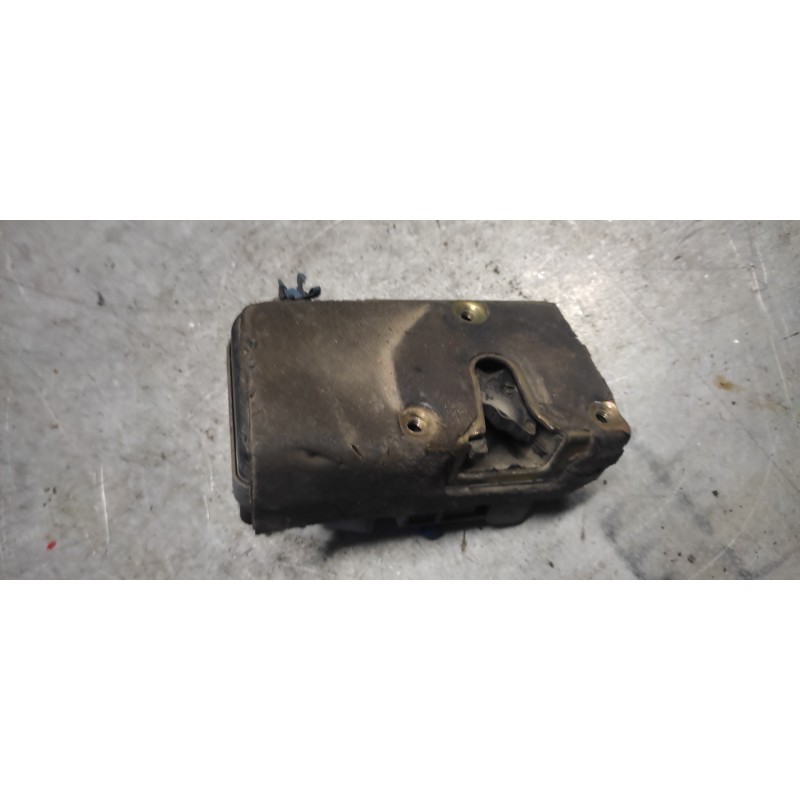 Recambio de cerradura puerta delantera derecha para citroen xantia berlina 2.0 hdi activa referencia OEM IAM  9PINS 