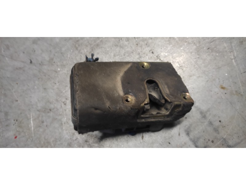 Recambio de cerradura puerta delantera derecha para citroen xantia berlina 2.0 hdi activa referencia OEM IAM  9PINS 