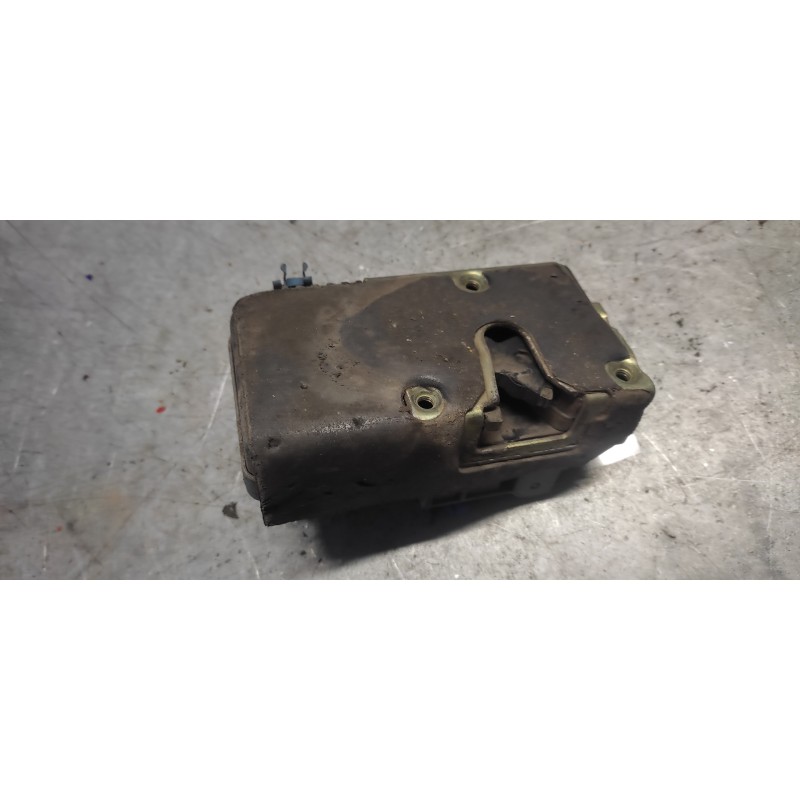 Recambio de cerradura puerta delantera derecha para citroen xantia berlina 2.0 hdi activa referencia OEM IAM  9PINS 