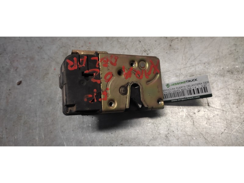 Recambio de cerradura puerta delantera derecha para citroen xsara berlina 1.4 referencia OEM IAM   6 PINS