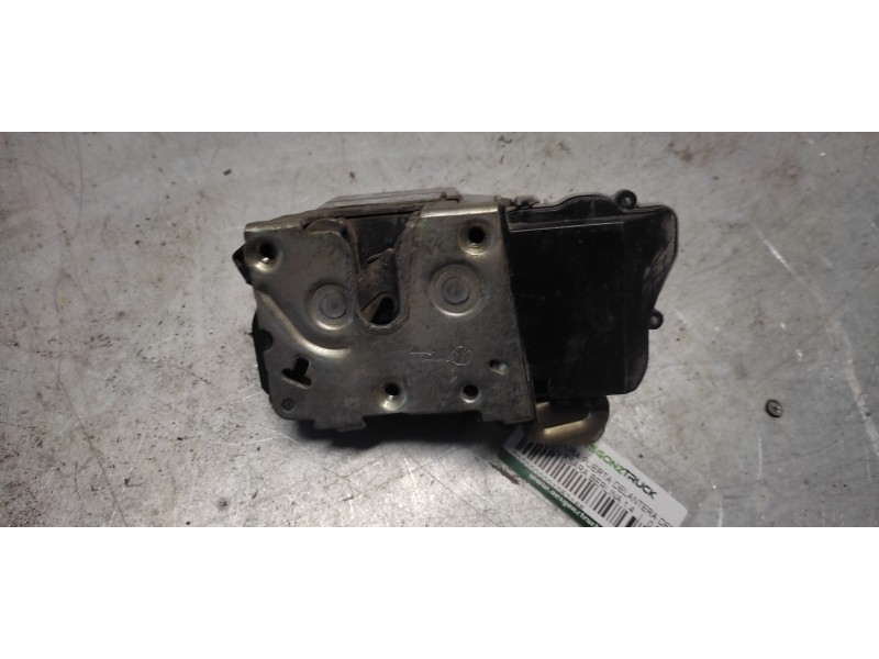 Recambio de cerradura puerta delantera derecha para citroen xsara berlina 1.4 referencia OEM IAM   6 PINS