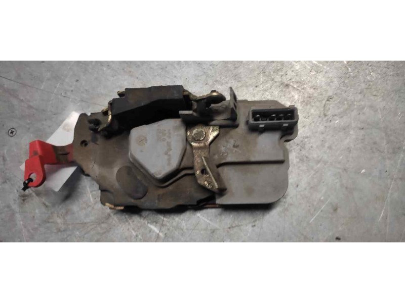 Recambio de cerradura puerta trasera izquierda para citroen xsara berlina 1.4 hdi referencia OEM IAM  4 PINS 