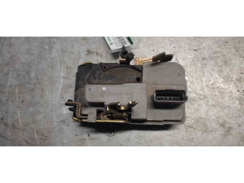 Recambio de cerradura puerta delantera derecha para citroen xsara berlina 1.6 referencia OEM IAM   6 PINS