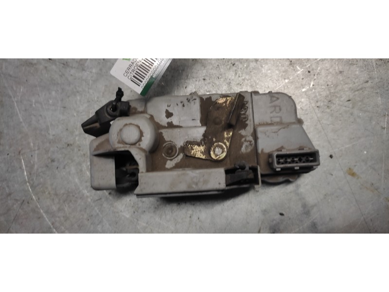 Recambio de cerradura puerta trasera derecha para citroen xsara berlina 1.4 referencia OEM IAM   4 PINS