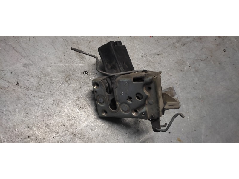 Recambio de cerradura puerta delantera derecha para citroen saxo 1.0 referencia OEM IAM   2 PINS