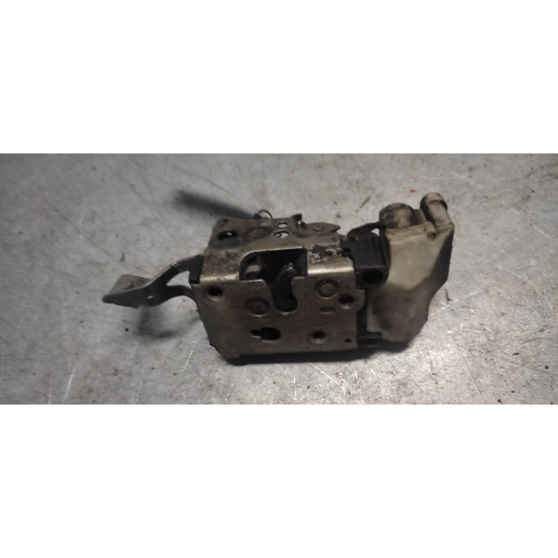 Recambio de cerradura puerta delantera izquierda para peugeot boxer combi (rs3200)(320)(´02) estándar 1400 td referencia OEM IAM