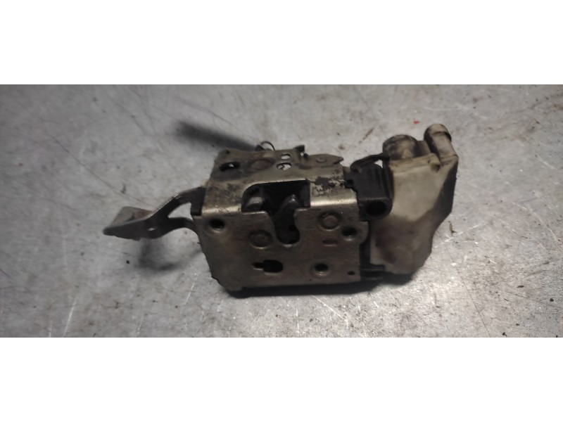 Recambio de cerradura puerta delantera izquierda para peugeot boxer combi (rs3200)(320)(´02) estándar 1400 td referencia OEM IAM