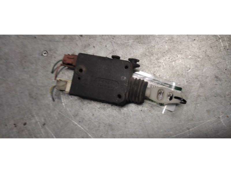 Recambio de motor cierre centralizado delantero izquierdo para citroen zx 1.9 d armonia referencia OEM IAM   