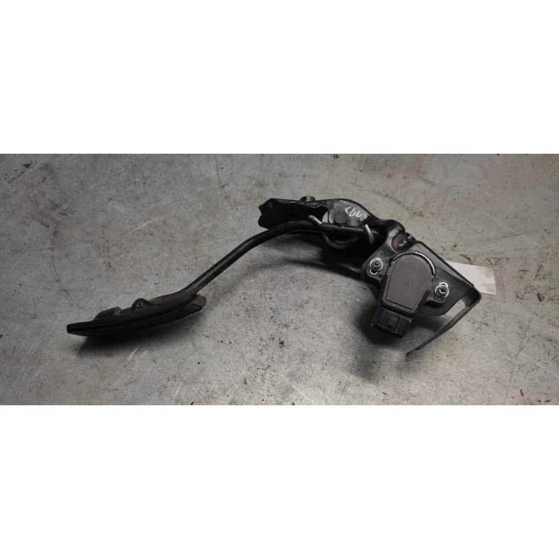 Recambio de potenciometro pedal para toyota corolla verso (r1) 2,2 d-4d sport referencia OEM IAM   