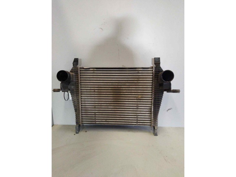 Recambio de intercooler para iveco trucks eurocargo 90 90 e 21 (210 cv) referencia OEM IAM 504028467  