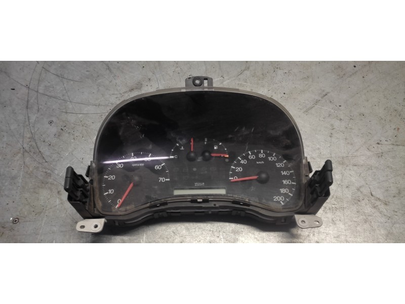 Recambio de cuadro instrumentos para fiat punto berlina (188) 1.8 16v hgt referencia OEM IAM 46753574  