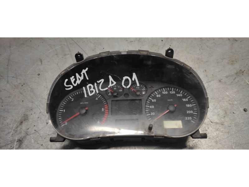 Recambio de cuadro instrumentos para seat ibiza (6k1) stella referencia OEM IAM W06K0920801E  