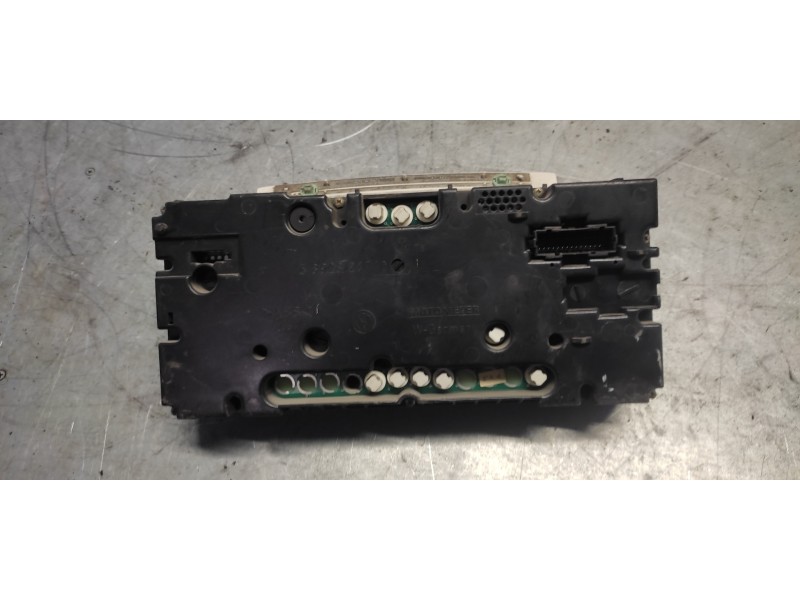 Recambio de cuadro instrumentos para volkswagen golf iii berlina (1h1) s referencia OEM IAM 1H6919033  