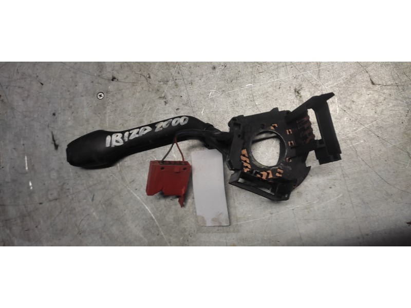 Recambio de mando limpia para seat ibiza (6k1) 1.4 16v referencia OEM IAM 6K6953503AF 5/3 PINS 