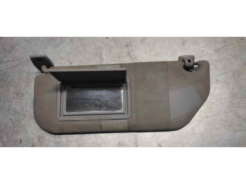 Recambio de parasol izquierdo para citroen saxo 1.1 referencia OEM IAM   