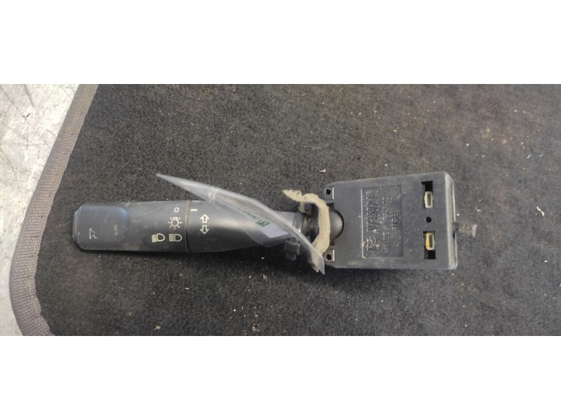 Recambio de mando intermitentes para citroen zx 1.9 diesel referencia OEM IAM 96122254ZL 8/5 PINS 