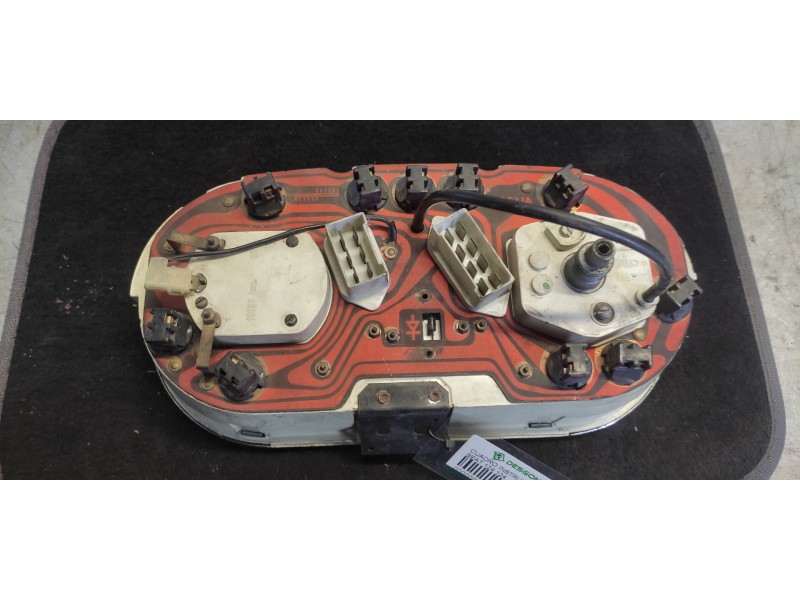 Recambio de cuadro instrumentos para seat 124 124 referencia OEM IAM   